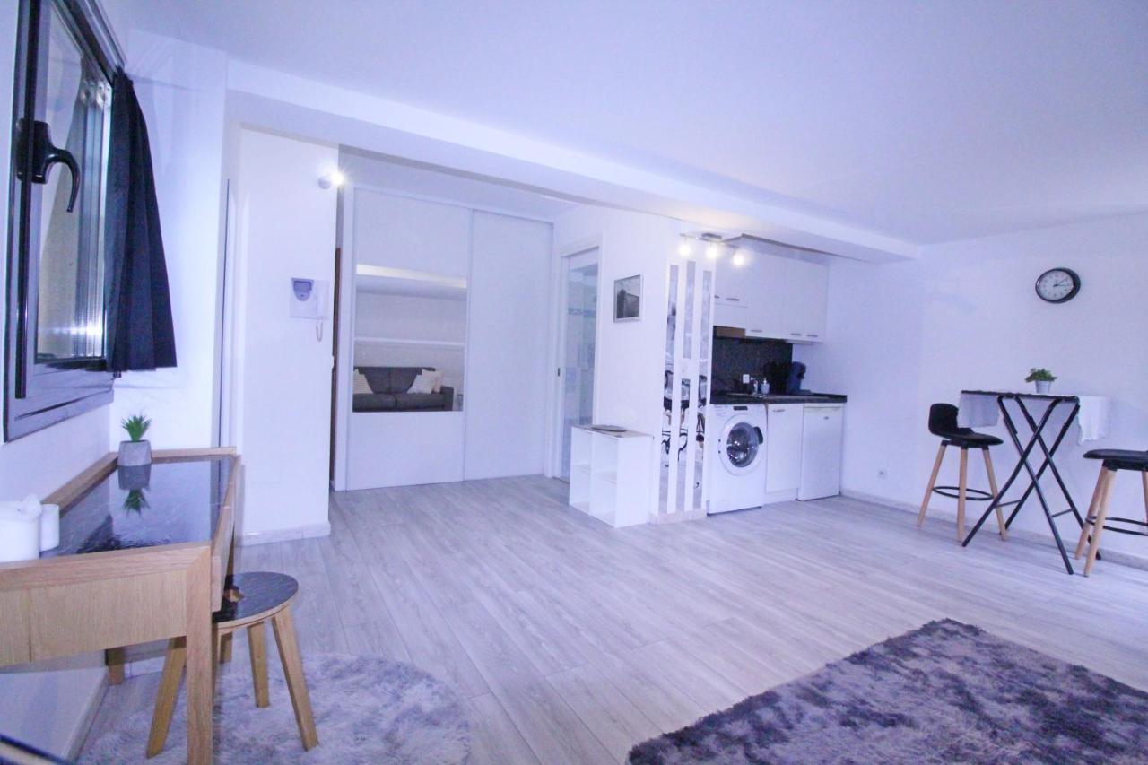 Large Studio Close To Monaco, Bnb Ric' Keys Beausoleil Luaran gambar
